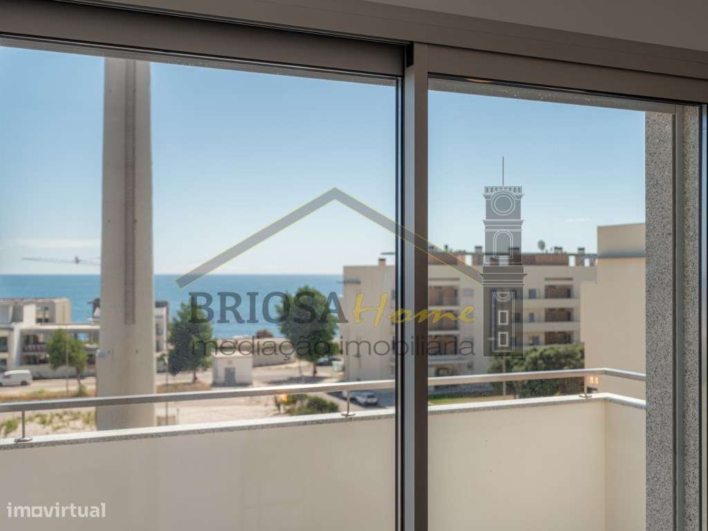 Apartamento T4, com vista mar, na Figueira da Foz-38