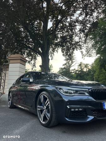 BMW Seria 7 750i xDrive - 27