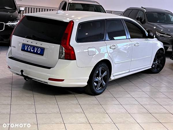 Volvo V50 D2 R-Design - 18