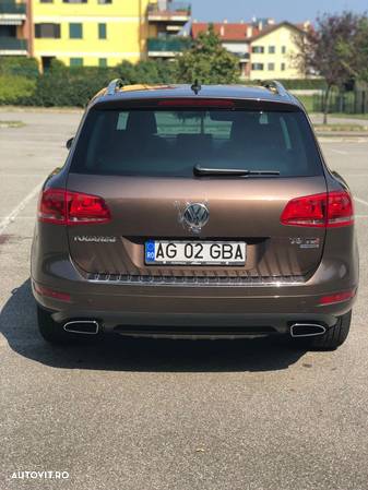 Volkswagen Touareg 3.0 V6 TDI Blue Motion DPF Automatik - 3