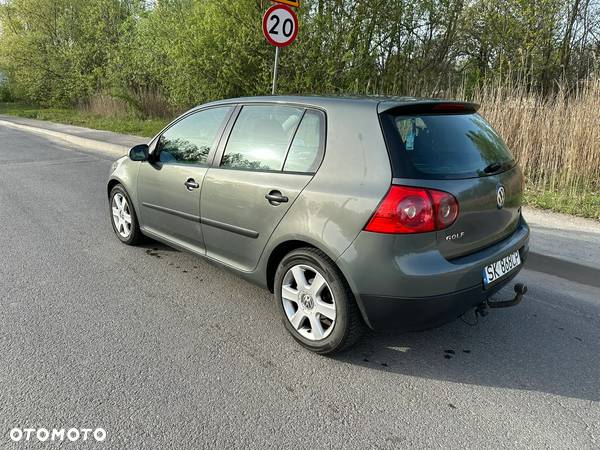 Volkswagen Golf - 7