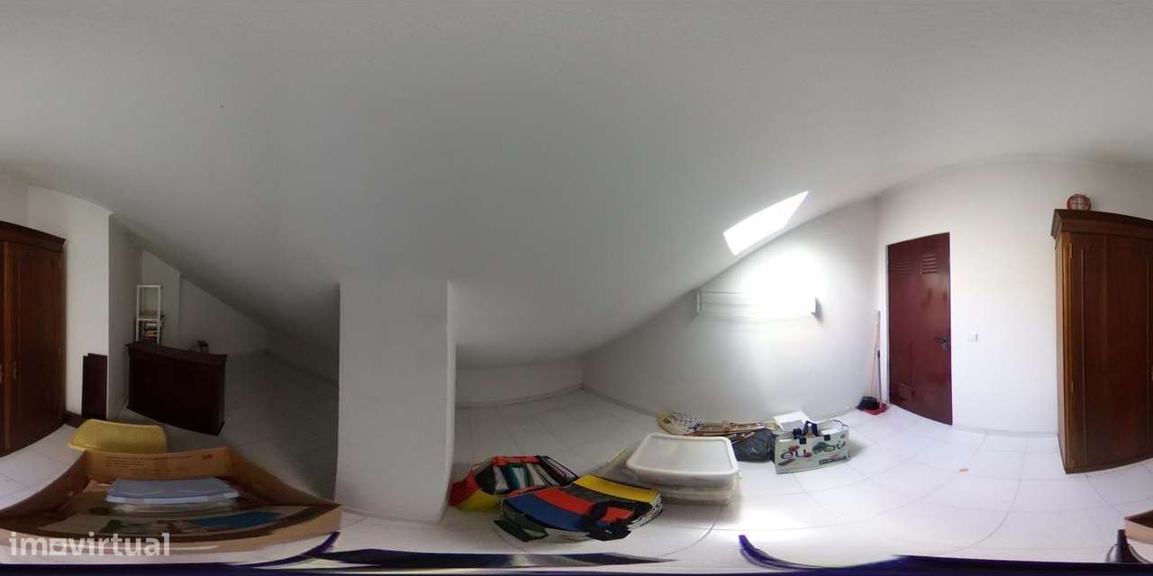 T3 à Venda em Santo António dos Cavaleiros-29