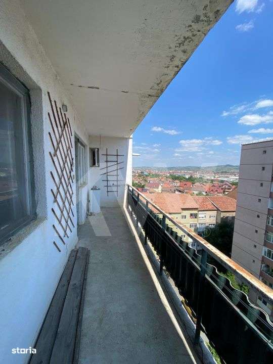 Apartament de vanzare 4 camere - Imagine principală: 1/9