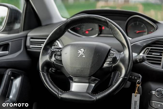 Peugeot 308 e-HDi FAP 115 Stop&Start Allure - 32