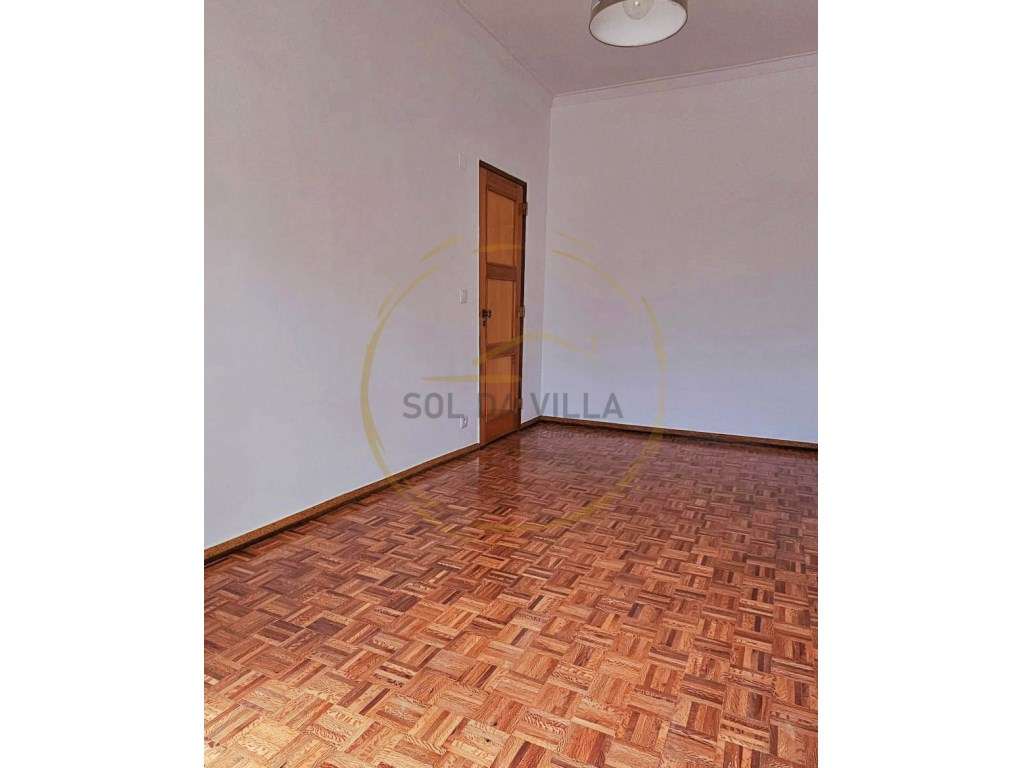 Apartamento T3 com 3 varandas - Laranjeiro, Almada - 319.000€ - Grande imagem: 5/22