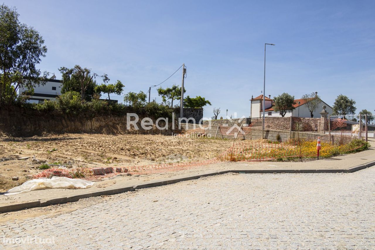 Terreno para Construção de Moradia Térrea em Rendufe