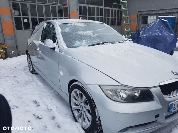 BŁOTNIK PRZÓD LEWY -PRAWY BMW E90 TITANSILBER - 1