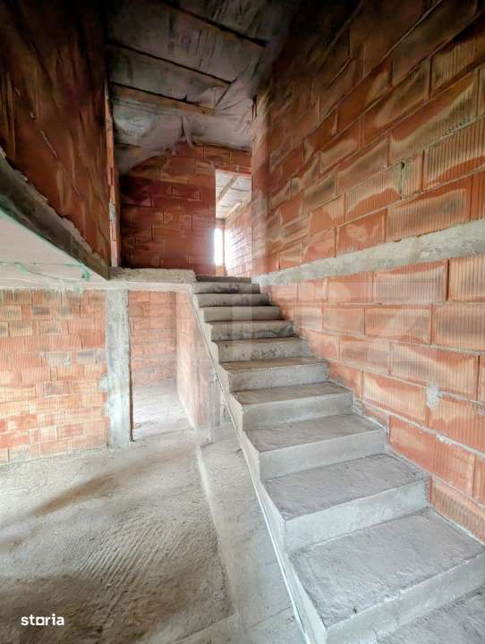 Casa moderna si spatioasa P+M in Vorovesti – finisaje la alegerea ta - Imagine principală: 5/8