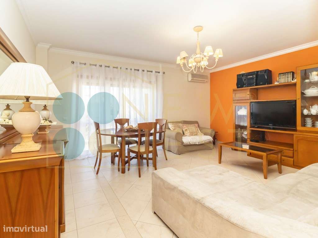 Apartamento T3 no Vale do Cobro com 128m²-7