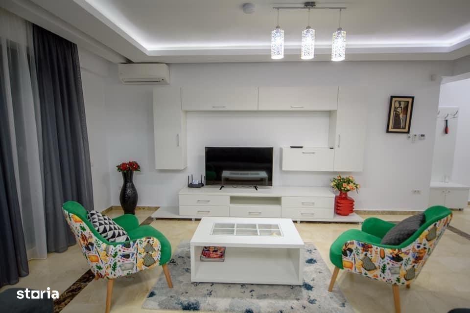 Vand Apartament 2 camere Lux zona Iaky-Mamaia.