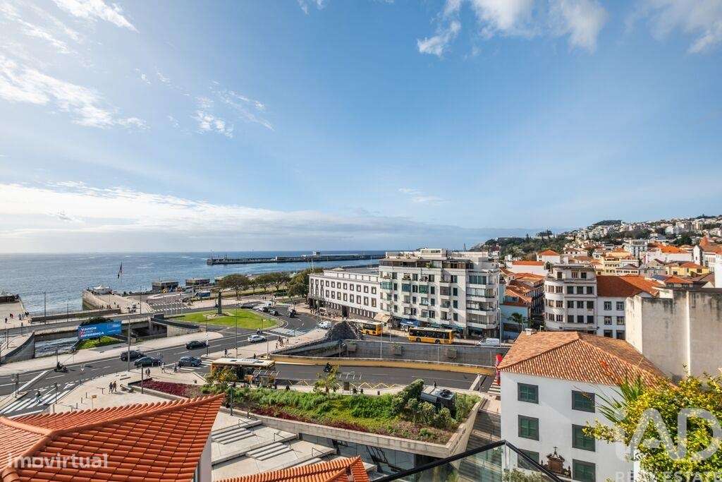Apartamento T1 em Funchal (Sé) de 83,00 m2 - Grande imagem: 2/29