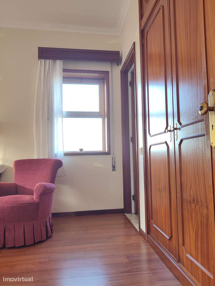 Casa com restaurante, localizada a poucos minutos a pé do mar, Espinho-12