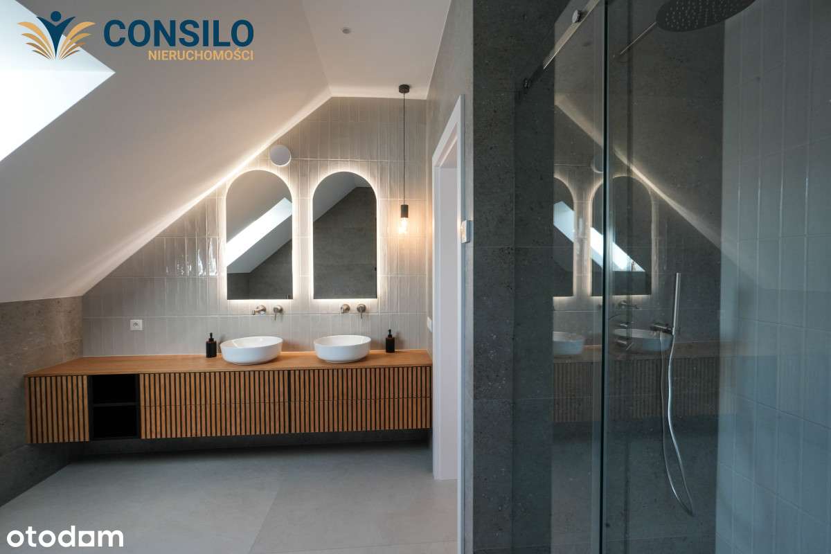 Nowoczesny dom wolnostojący z ogrodem przy zieleni-11