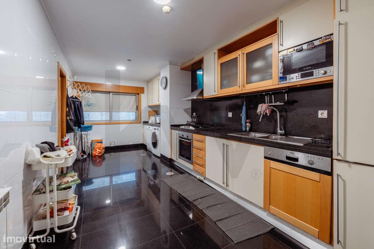 Magnifico T3 na 2ª linha de mar no Edificio Progresso em Espinho - Grande imagem: 5/27