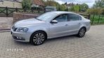 Volkswagen Passat 2.0 TDI Comfortline DSG - 1