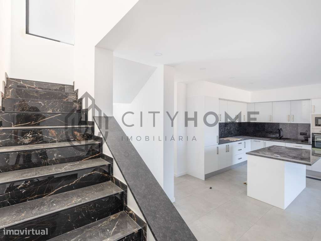 Moradia T3 - Ponta de banda - Com piscina privada e vista mar - Grande imagem: 2/36