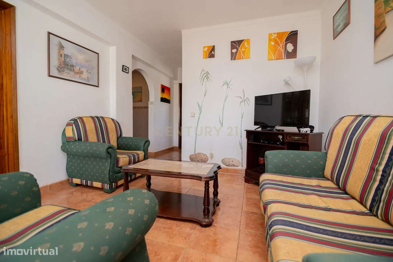 NÃO PERCA ESTA GRANDE OPORTUNIDADE! APARTAMENTO T2 COM GRANDES ÁREAS E - Grande imagem: 4/31