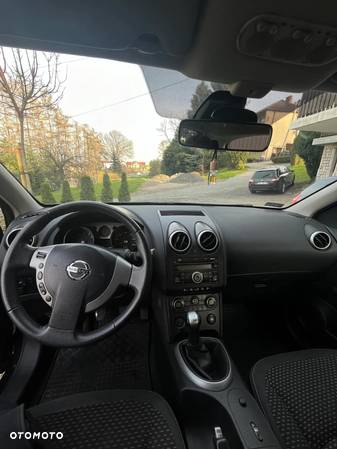 Nissan Qashqai 1.6 Tekna - 4