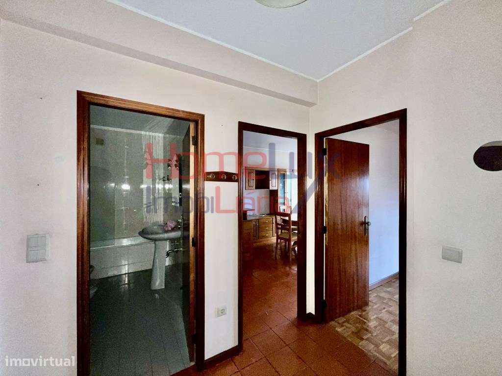 Apartamento T1 em Valbom - Grande imagem: 5/14