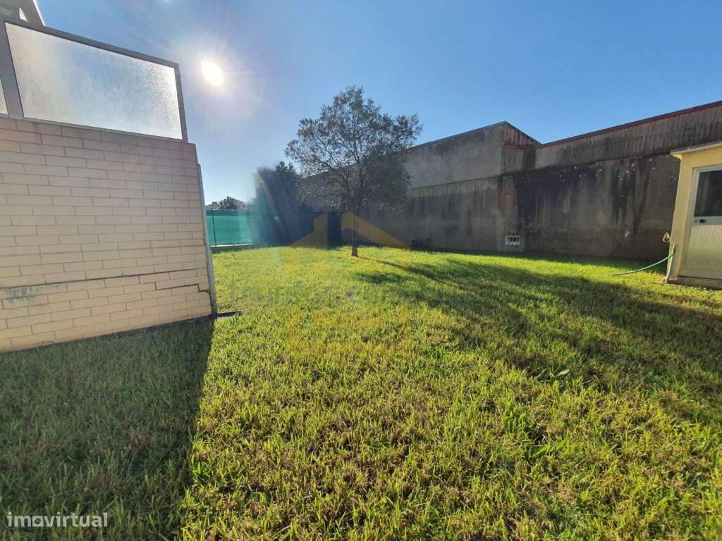 Apartamento T3 com Terraço ,jardim privativo e Garagem Fechada - Grande imagem: 4/28