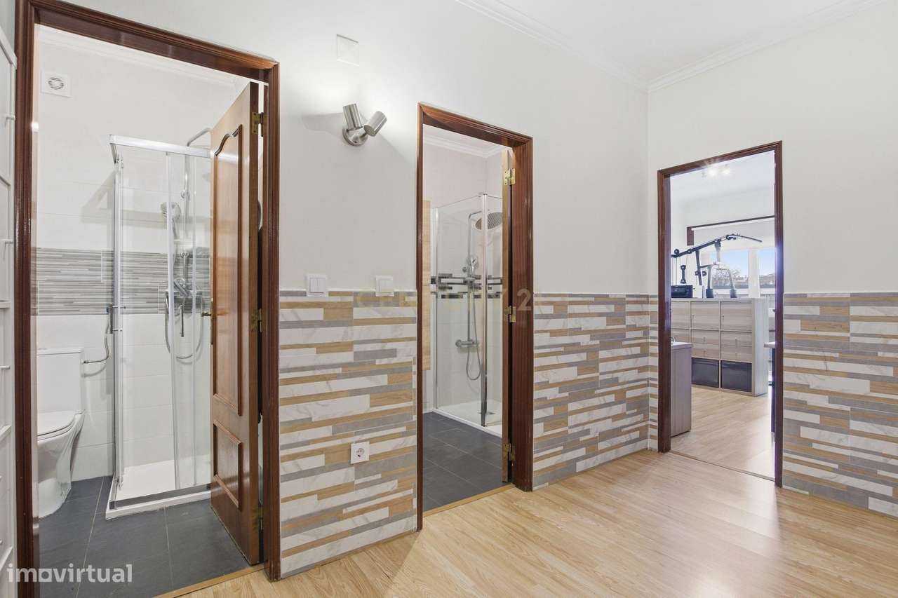 Apartamento T3 à Venda em Casal de Cambra – Excelente Estado de Conser-16