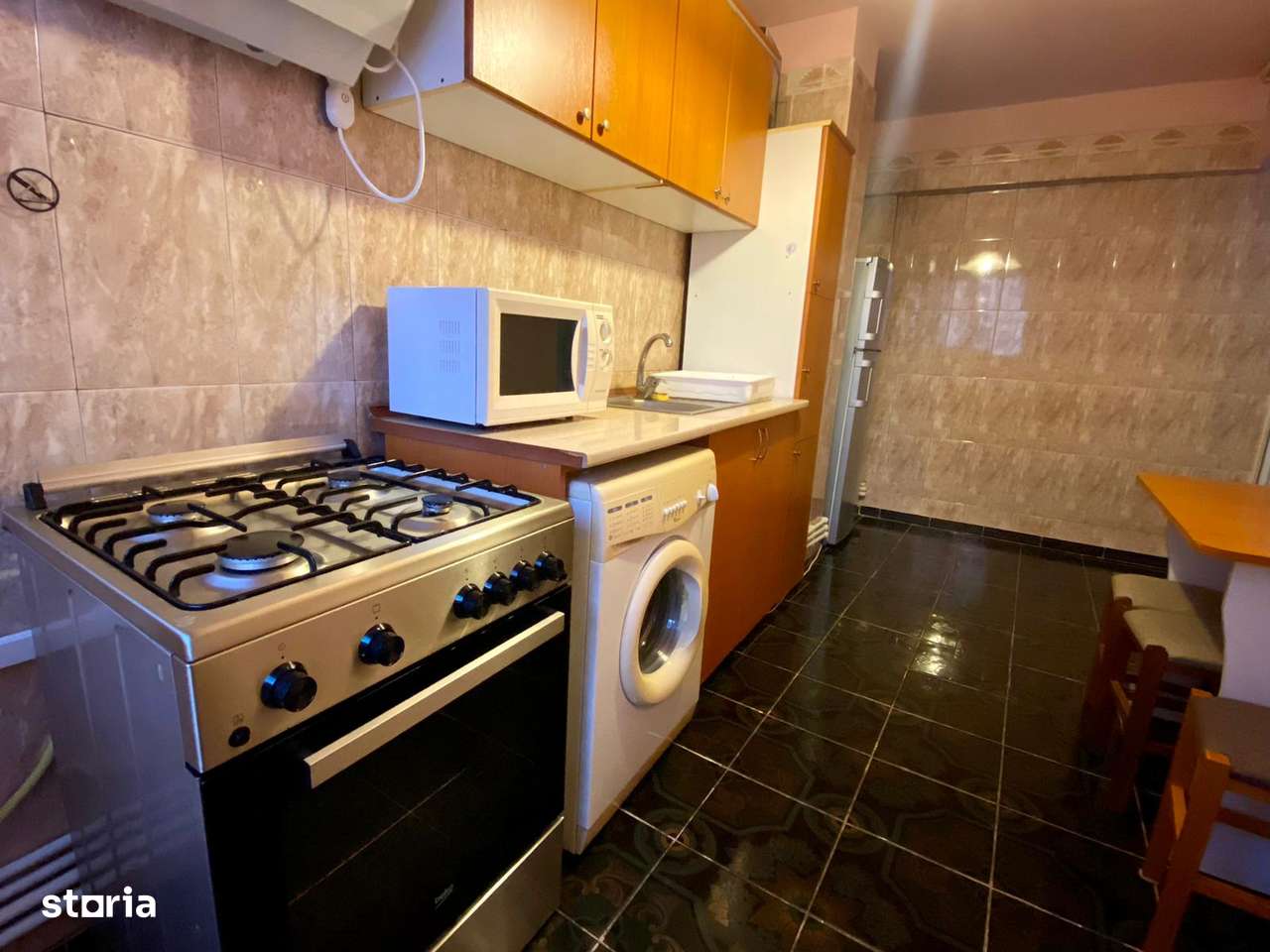 Apartament 2 camere de închiriat – Cofetăria Trandafirul 500 euro/lună - Imagine principală: 5/11