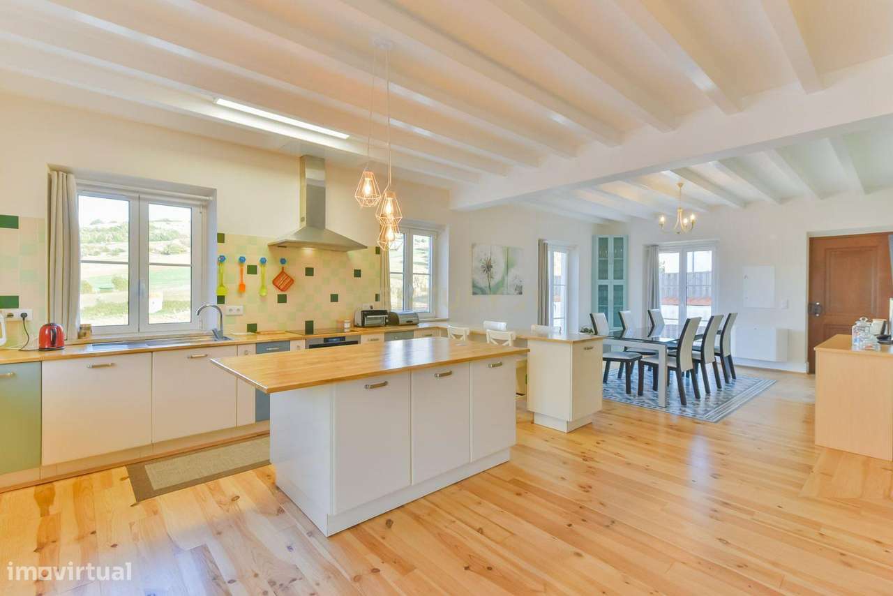 Moradia Senhorial   | Sapataria - Grande imagem: 4/18