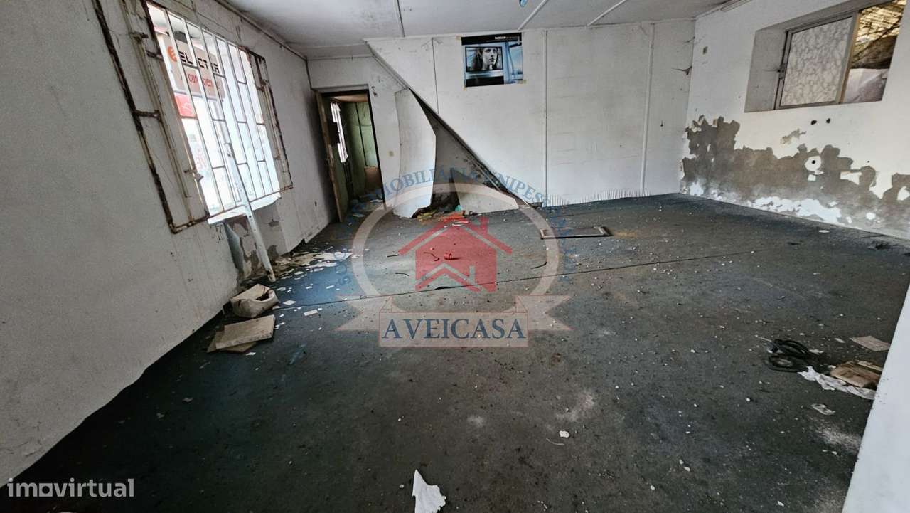 Moradia antiga para recuperar e expandir-7