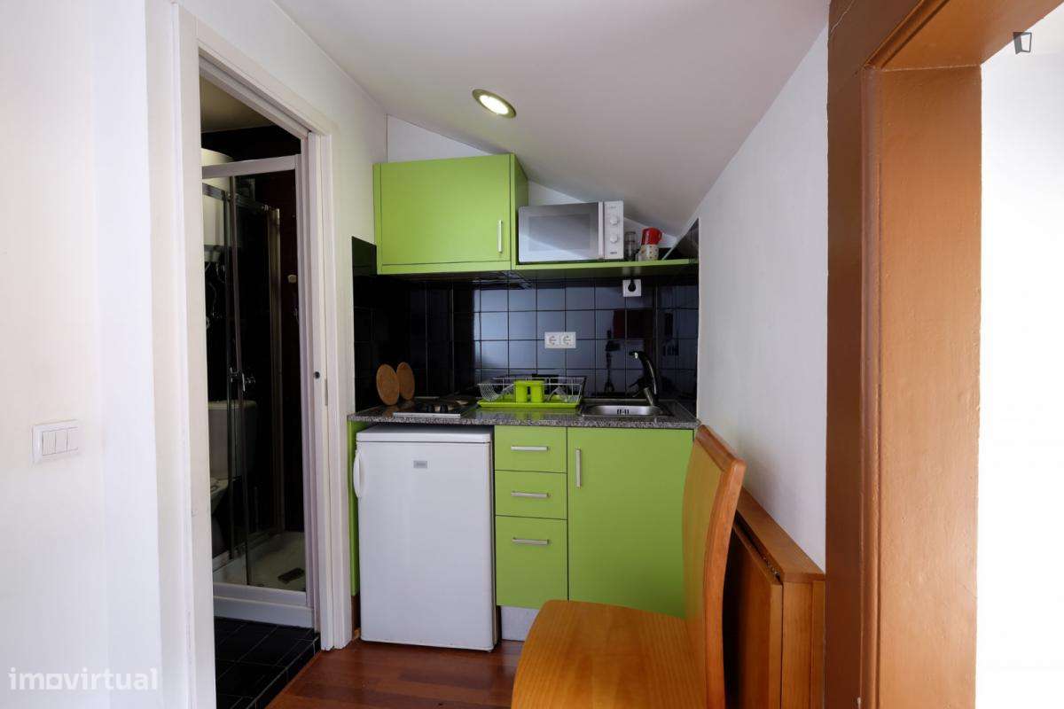 Estúdio - localizado em Alta Universitária Coimbra - Grande imagem: 4/10