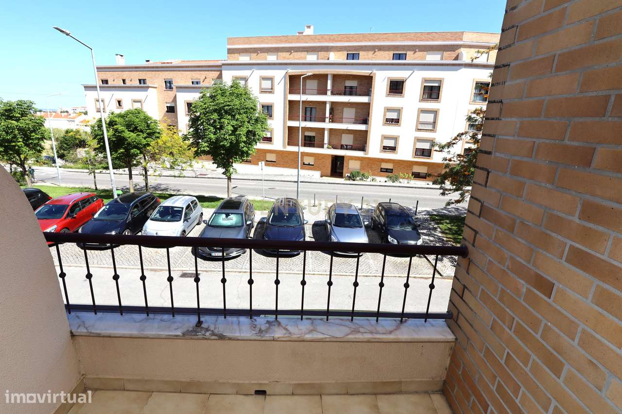 Apartamento T3  || Box 3 viaturas-9