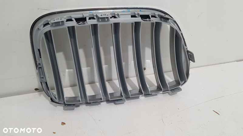 BMW X3 F25 LIFT GRILL ATRAPA NERK LEWA ORGINAL - 5