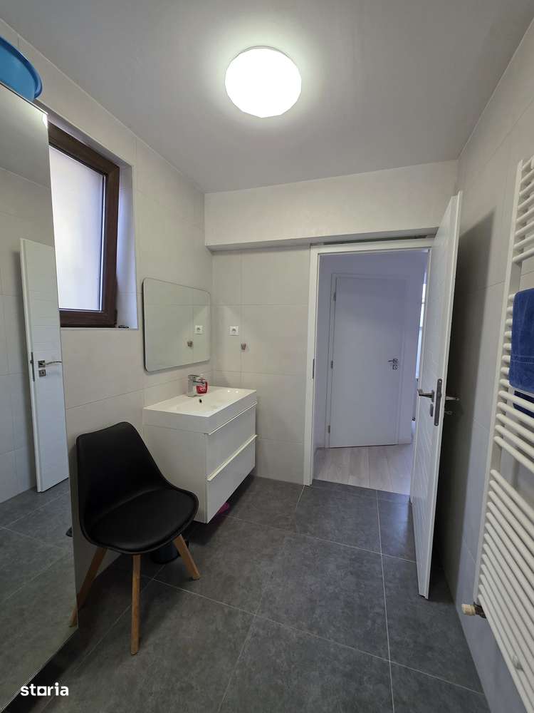 Apartament 4 camere zona Centrala-4