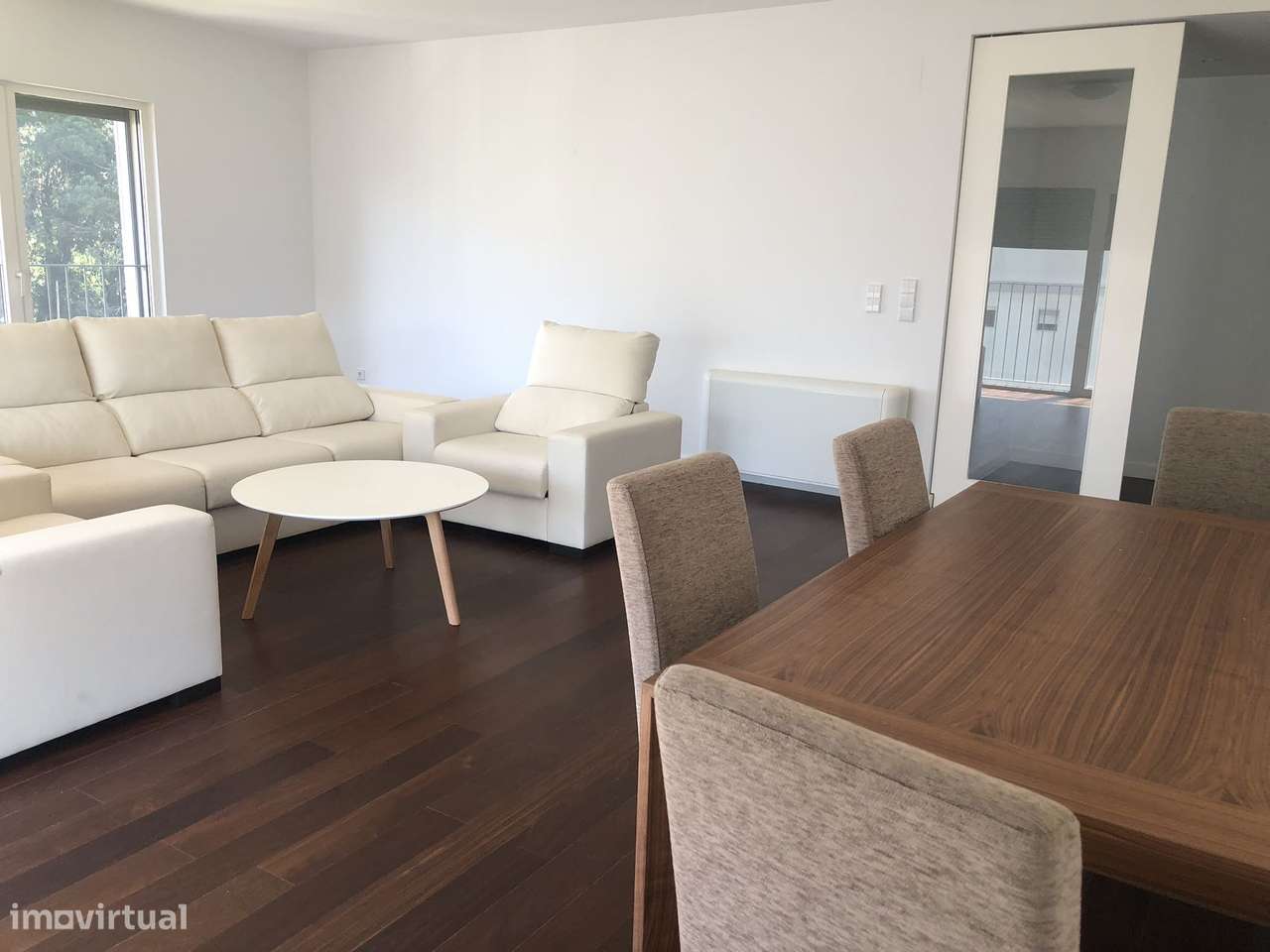 Apartamento T3 mobilado para arrendamento em Benfica - Grande imagem: 2/19