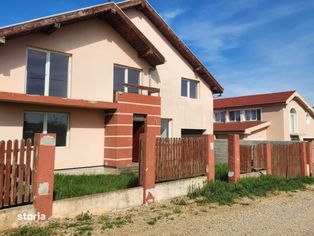 Casă regim P+M cu 4 camere, decomandată, suprafață utilă 143 mp, Paleu