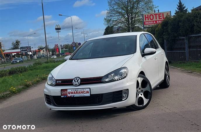 Volkswagen Golf VI 2.0 TSI GTI - 1