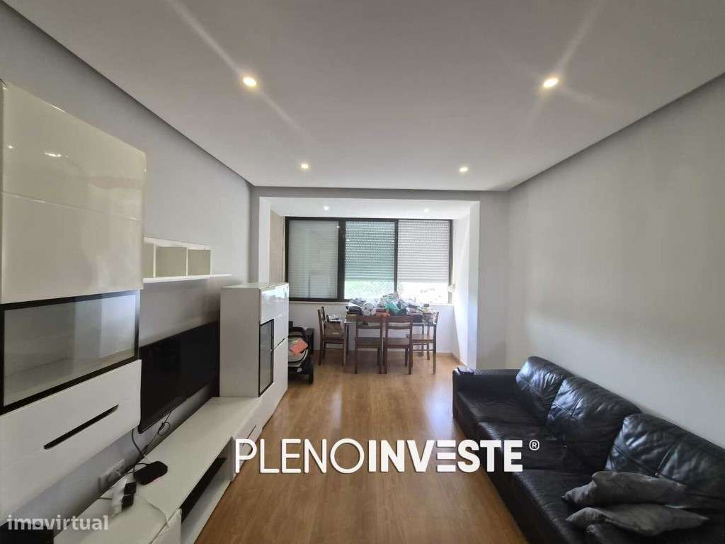 Apartamento T2 em Excelente Estado de Conservação em Palhais-6