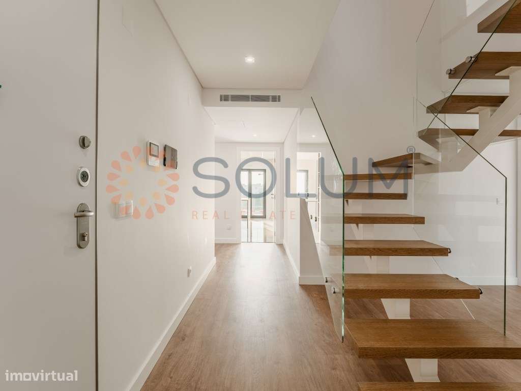 Penthouse de Luxo com piscina - Montijo-36