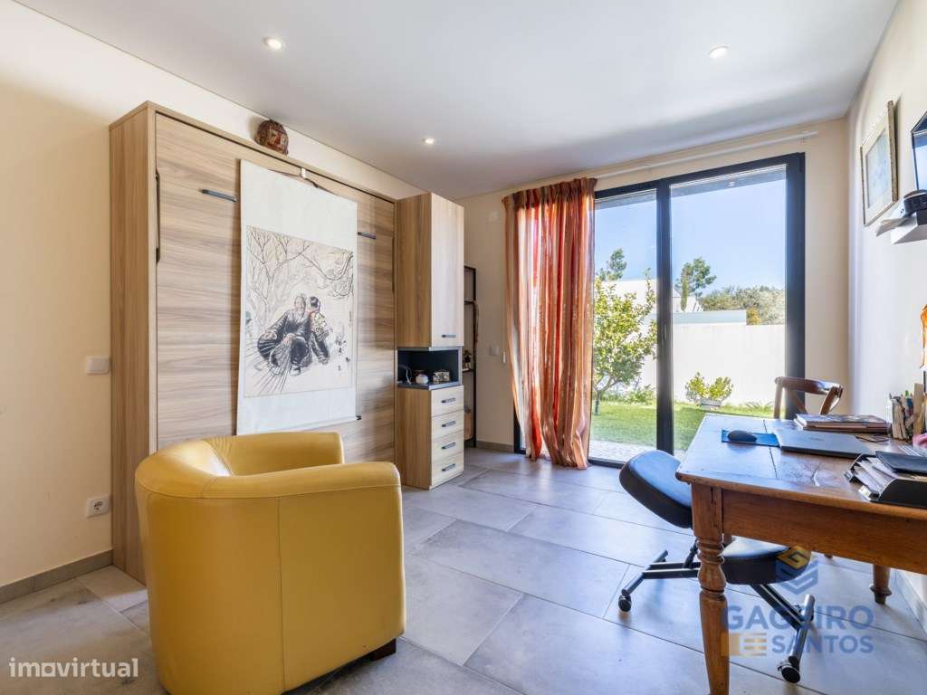 Moradia Térrea T3 Contemporânea com Piscina-26