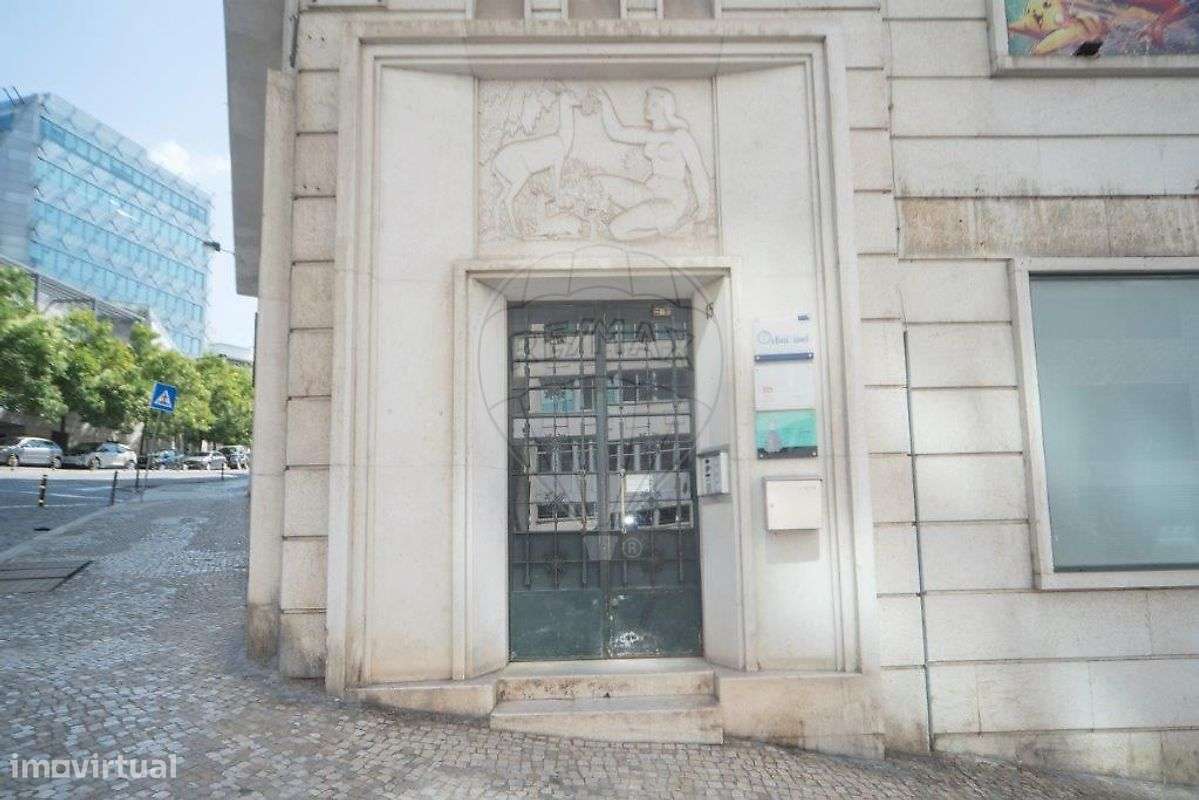 Apartamento T1 para arrendamento - Grande imagem: 2/24