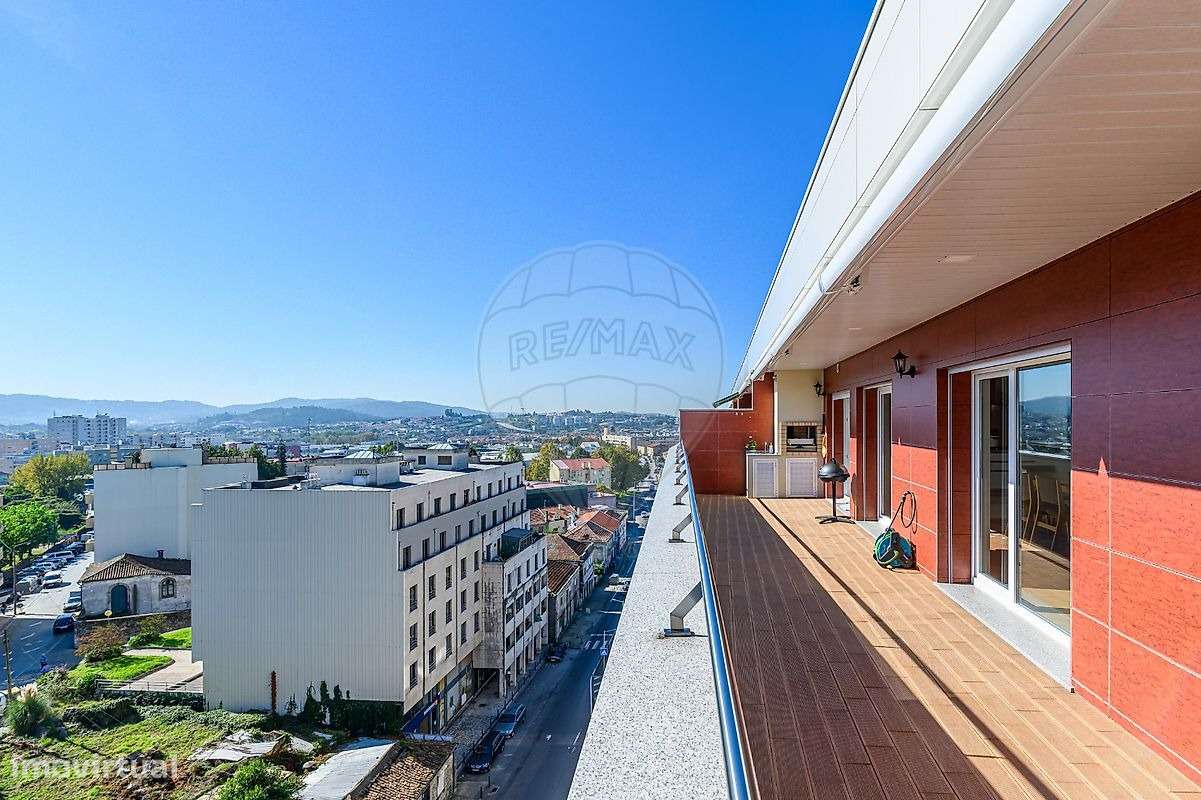 Apartamento T5 de Luxo Penthouse com terraço-8