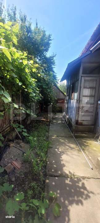 Sancraiu la drumul principal - Teren 540 mp, Casa 176 mp - Imagine principală: 4/10