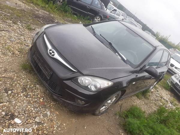 Macara geam stanga spate Hyundai I30 - 1