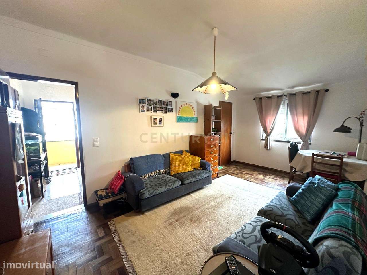 CAPARIDE-Moradia com 3 apartamentos independentes-45