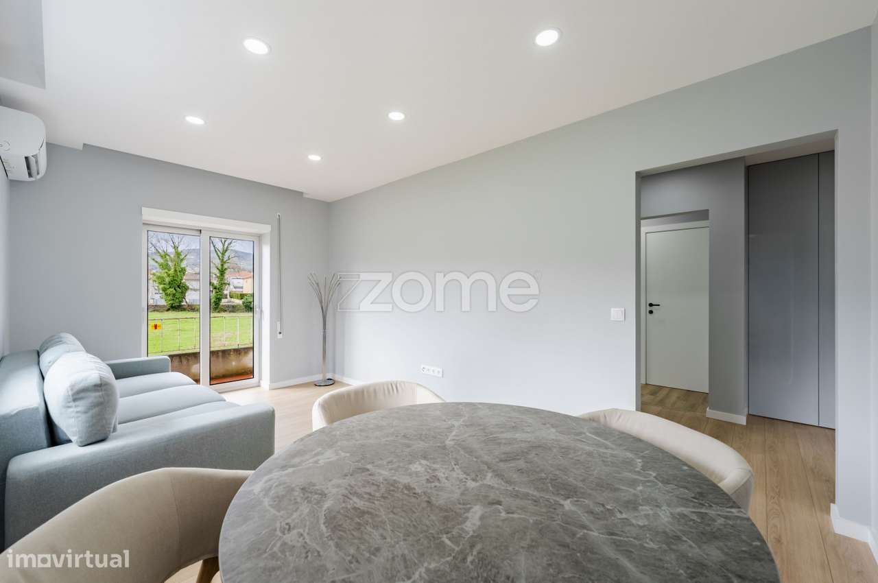 T3 Renovado com Garagem | Centro da Póvoa de Lanhoso - Grande imagem: 5/26