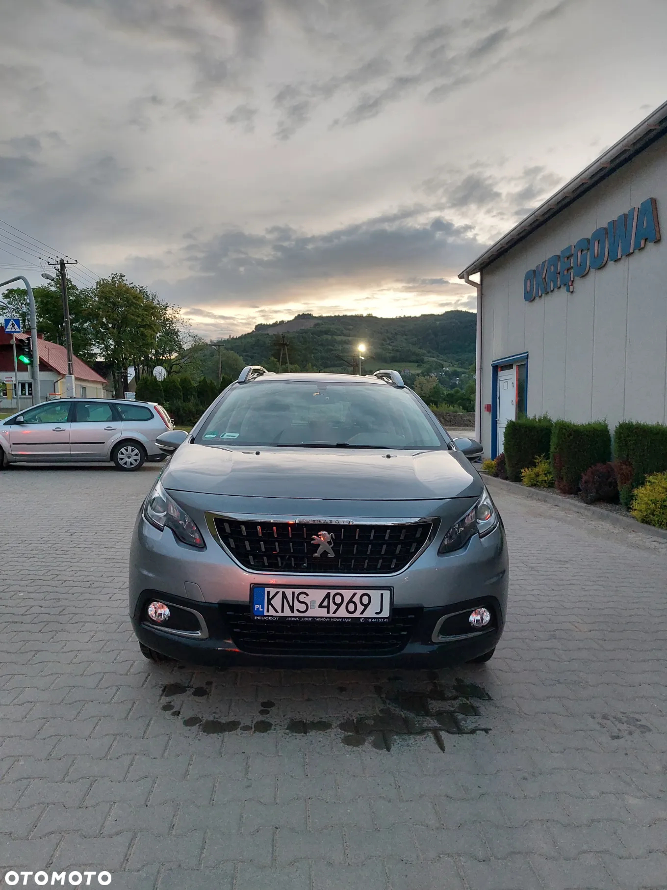 Peugeot 2008 1.2 Pure Tech Active - 2