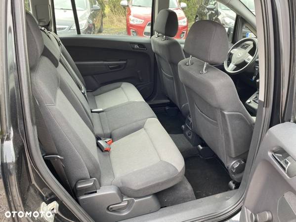 Opel Zafira 1.8 Sport - 20