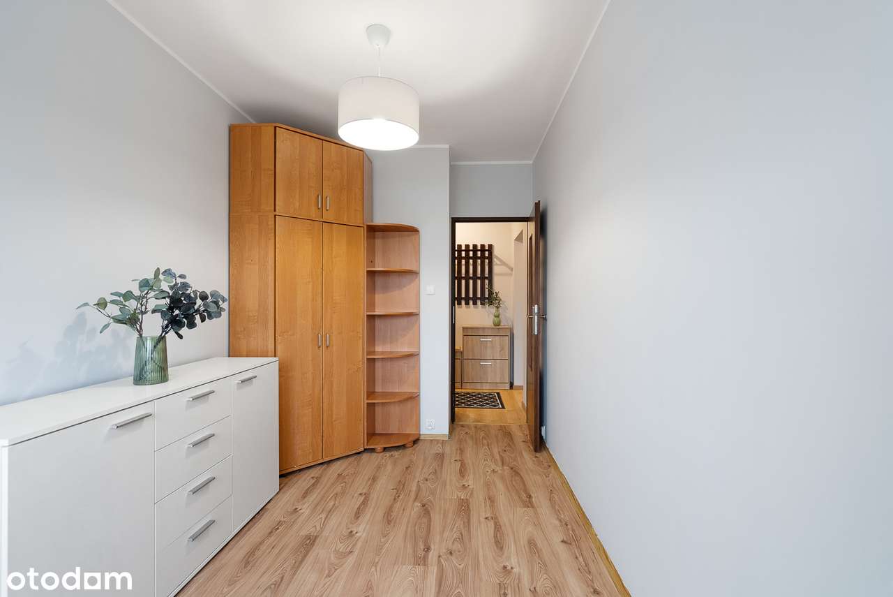 Piękne mieszkanie 4 pokoje i oddzielna kuchnia 77,30 m2-2