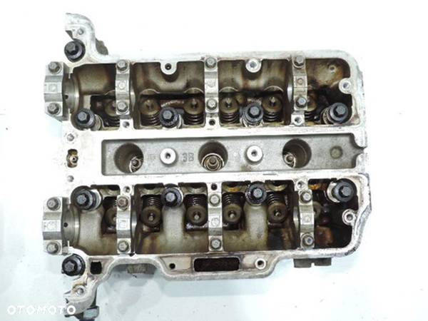 GŁOWICA SILNIKA OPEL CORSA C 1.0 12V 90400233 - 7