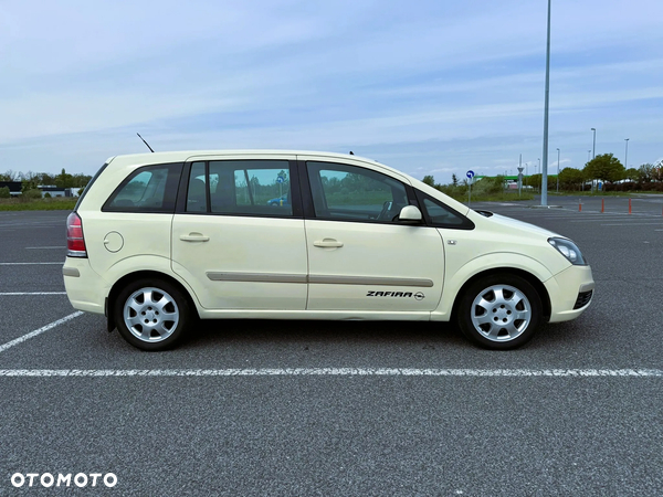 Opel Zafira 1.9 CDTI Automatik Edition - 22