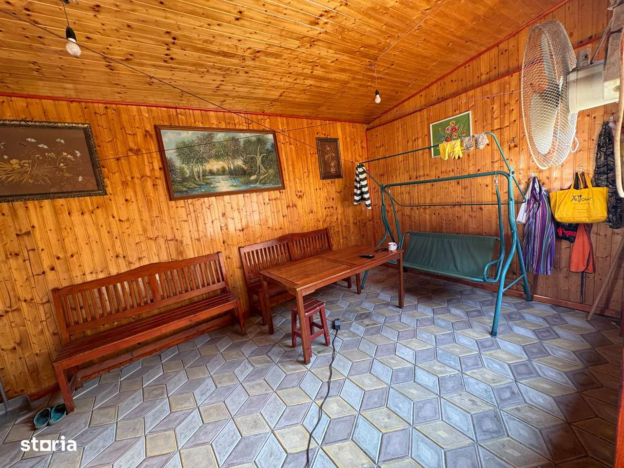 Casa ideala pentru familie | Curte mare si toate utilitatile-3